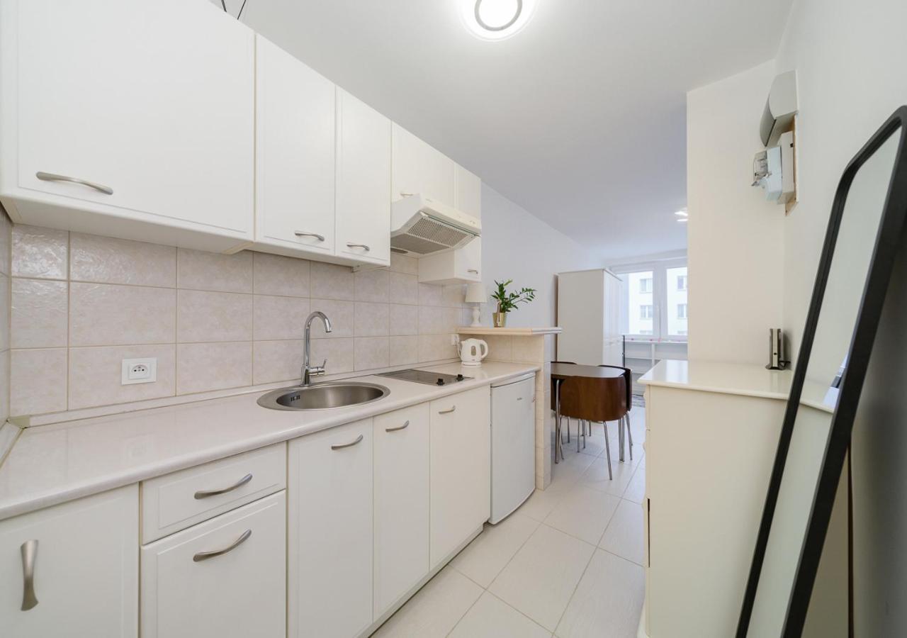 Studio In The Center Of Varsavia Esterno foto